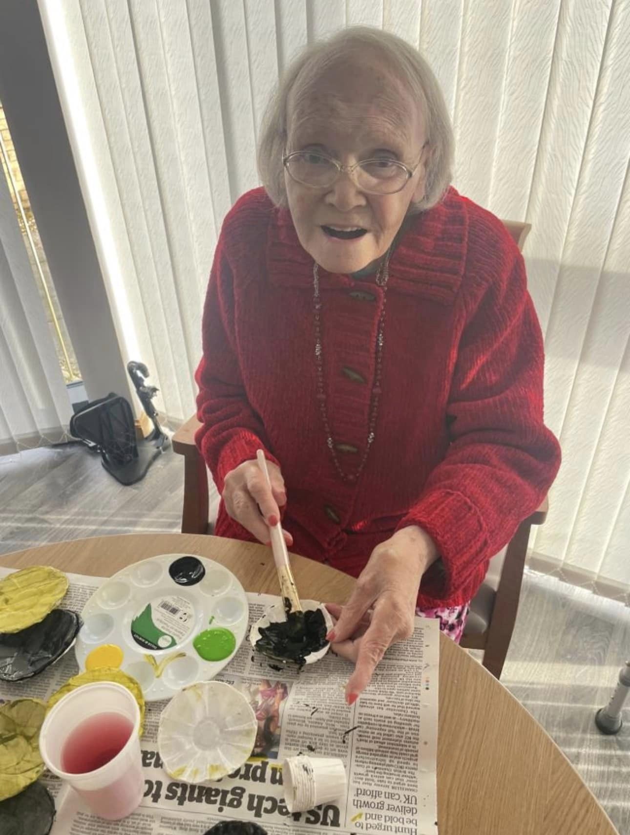 Resident Doing Arts & Crafts